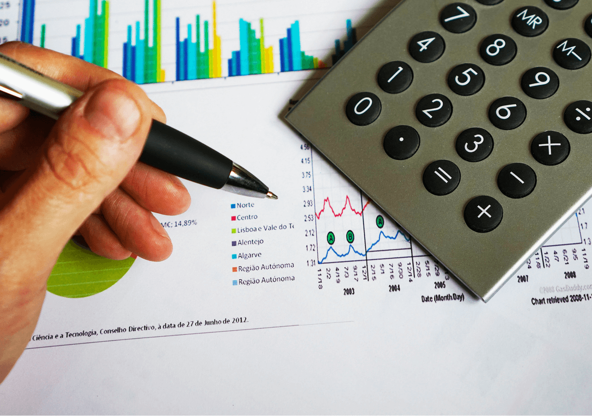 When to Hire a Bookkeeper